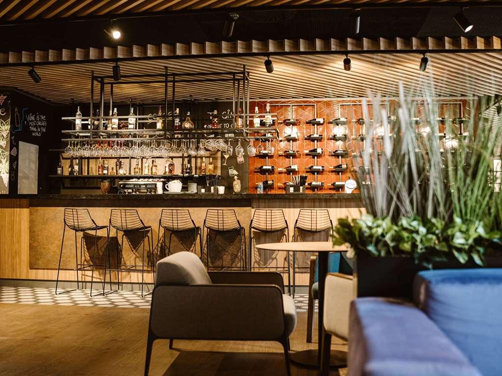 ホテル Ibis Styles Sibiu Arsenal レストラン 写真