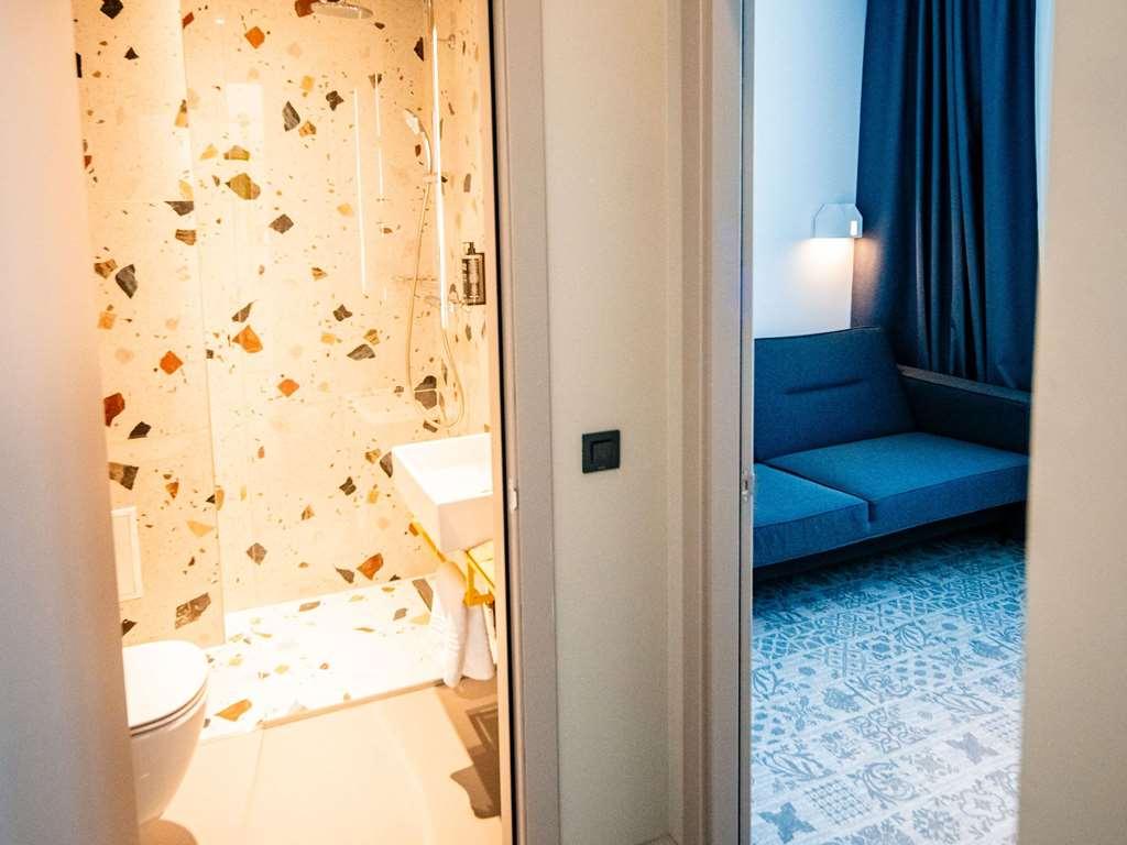 ホテル Ibis Styles Sibiu Arsenal 部屋 写真