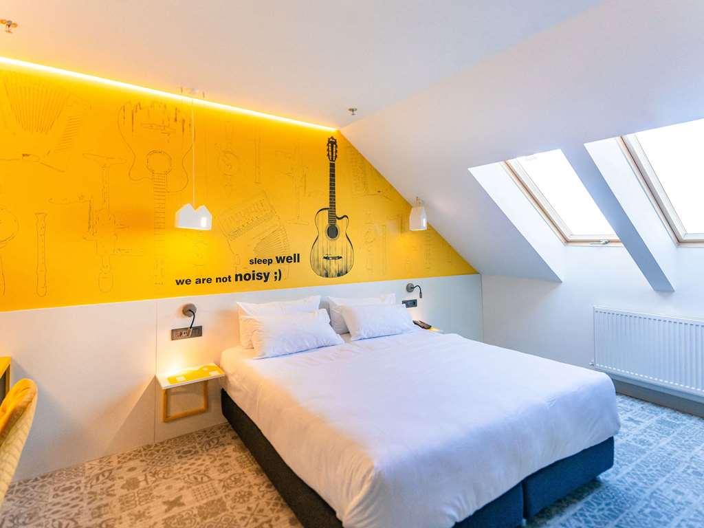 ホテル Ibis Styles Sibiu Arsenal 部屋 写真